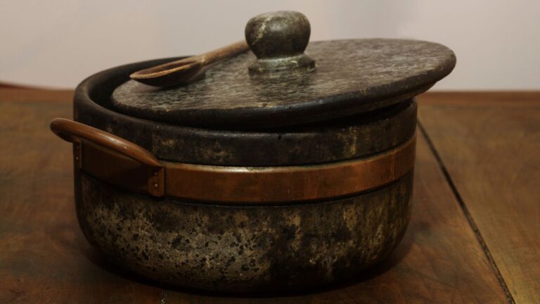 panela de pedra sabão