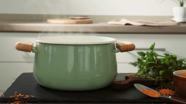 panela esmaltada verde